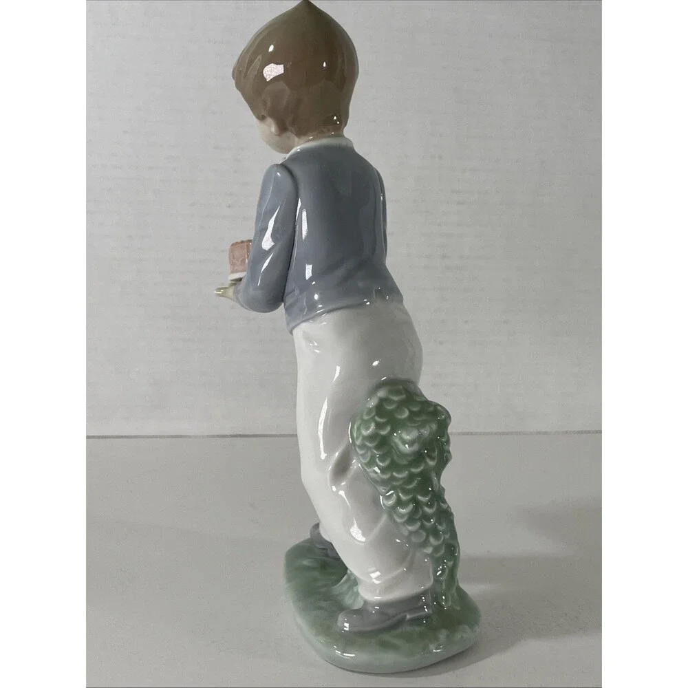 Vintage Lladro Nao #1131 Boy with Cake 1990 Spain 8